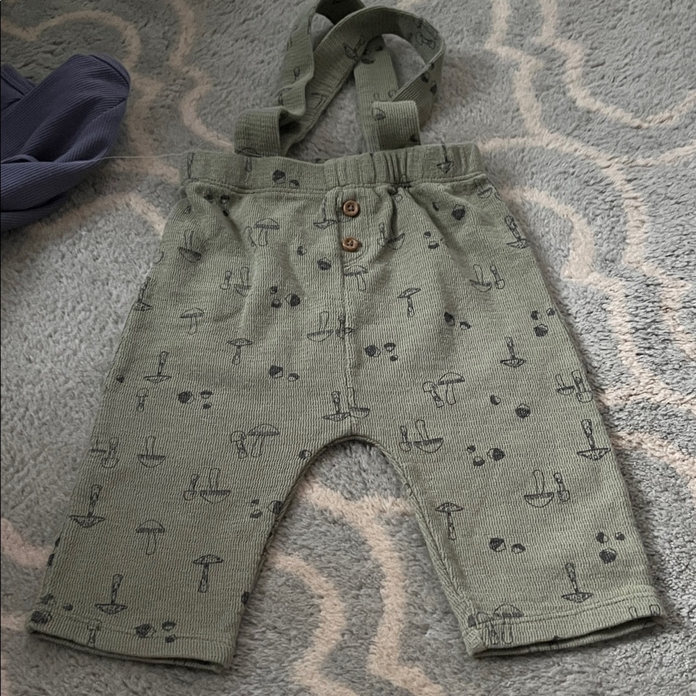 Mushroom-Print Olive Green Suspender Pants & Long Sleeve Top Set